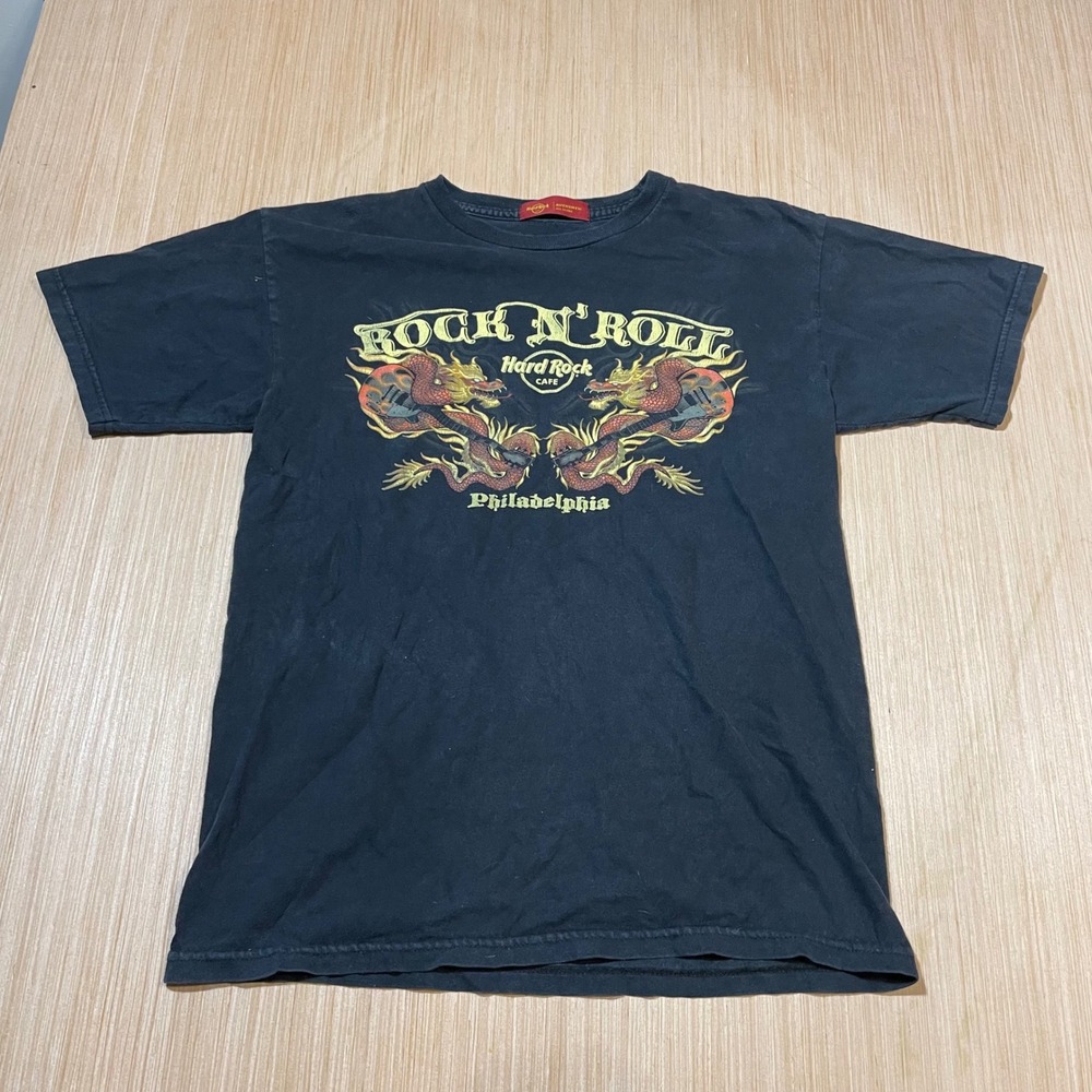 Hard Rock Cafe T Shirt Women Black Dragon Rock N Roll Philadelphia Graphic Tee